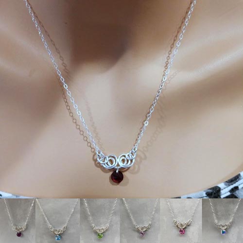 Silver Wire Sculpted Round Crystal Pendant Necklace
